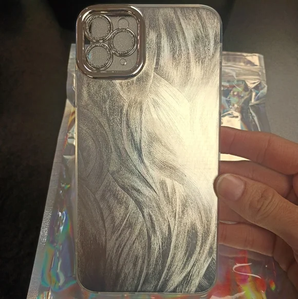 iPhone 11 Pro Max Silver Iridescent Glossy Plastic Back Case Cover - Picture 2 of 8